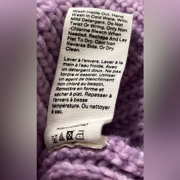 Hudson lilac button up sweater
Lg. - Picture 9 of 9